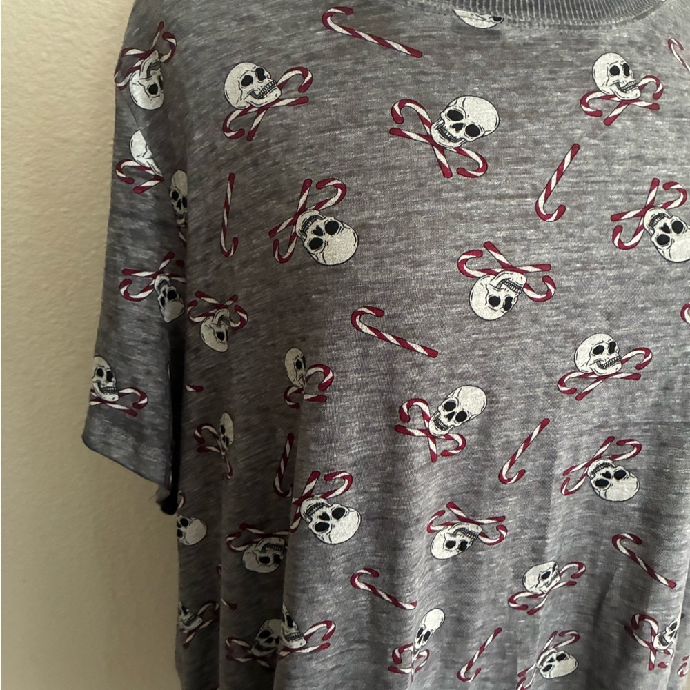 Torrid candy cane skulls tee - Picture 4 of 5